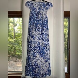 Forever 21 Blue and White Floral Dress